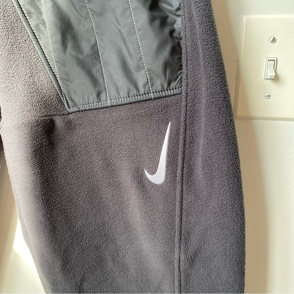 Nike Women’s Pinstripe Black Thermal Joggers – Size Small very warm and soft - Picture 5 of 15